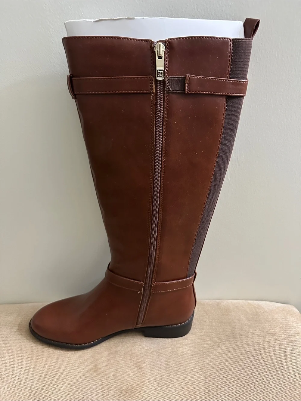 Gloria Vanderbilt Tall Boots in Chestnut Brown